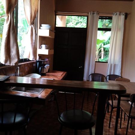 Alma Del Bosque Vacation Home And Apartments Quepos Bagian luar foto
