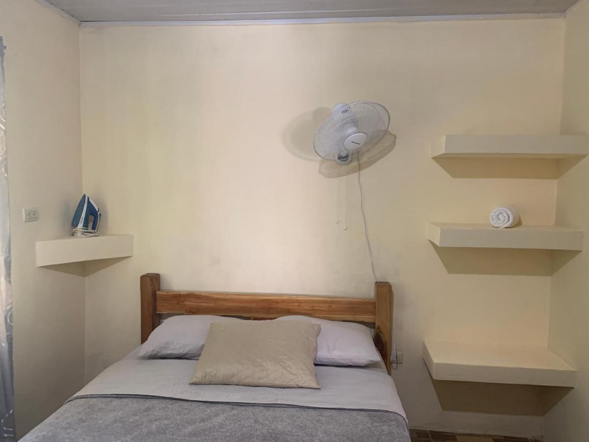 Alma Del Bosque Vacation Home And Apartments Quepos Bagian luar foto