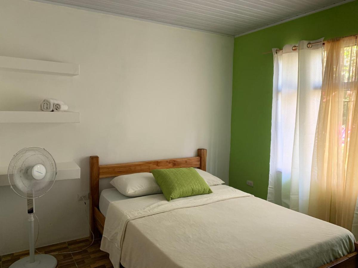 Alma Del Bosque Vacation Home And Apartments Quepos Bagian luar foto