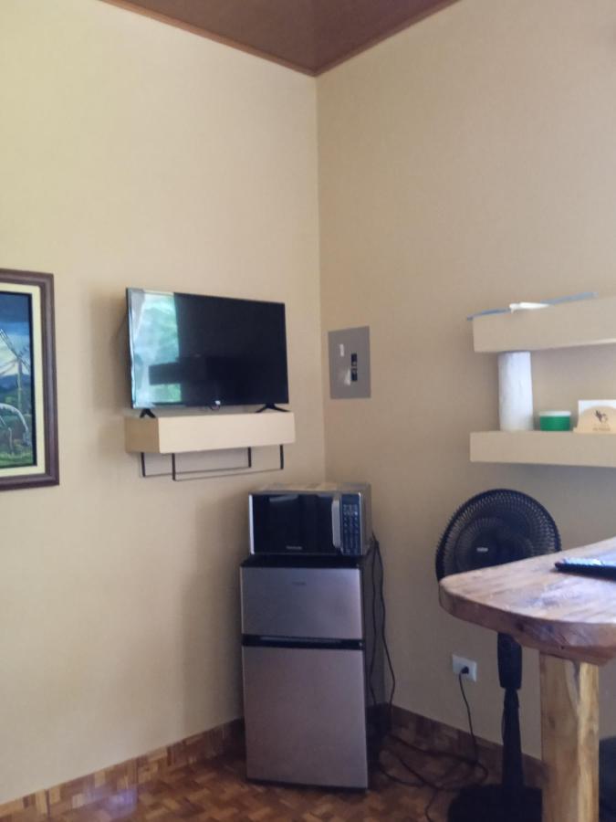Alma Del Bosque Vacation Home And Apartments Quepos Bagian luar foto